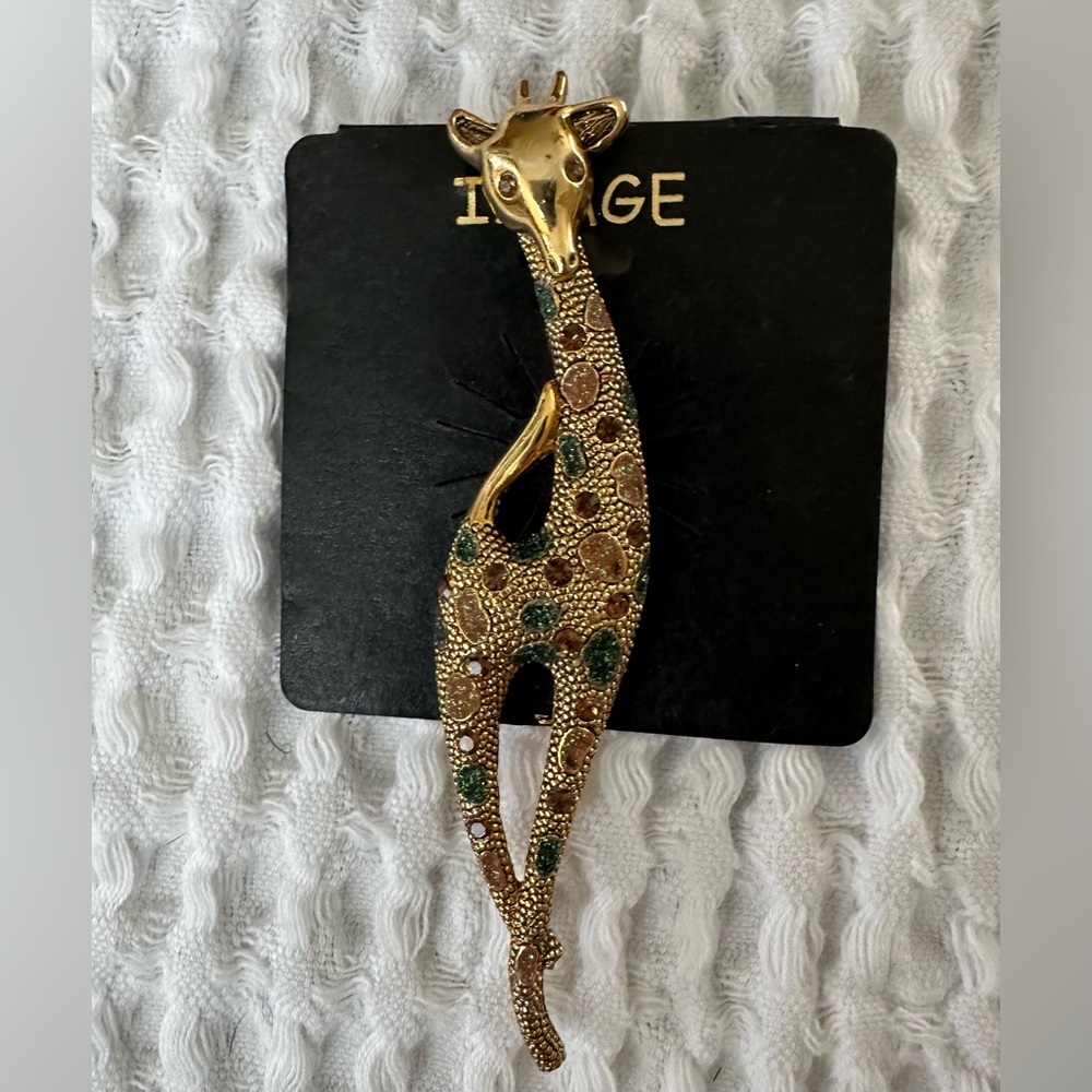 Women's Broach "NEW"